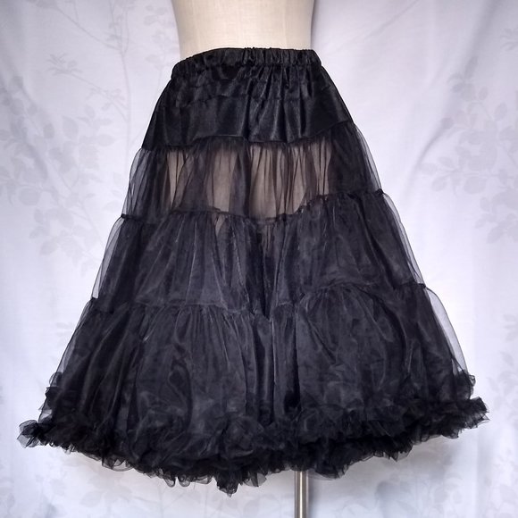 Hell Bunny Dresses & Skirts - NWOT Black long retro petticoat (Hell Bunny)